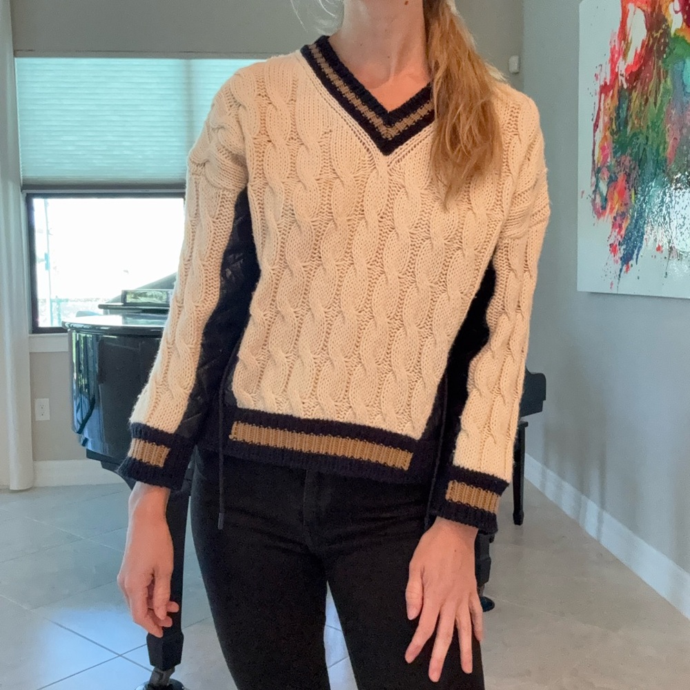 MaxMara trendy knit sweater